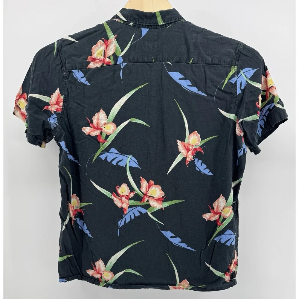 Levi's Hawaiian Shirt Men's Size XL Relaxed Fit Floral Tropical Beach Aloha